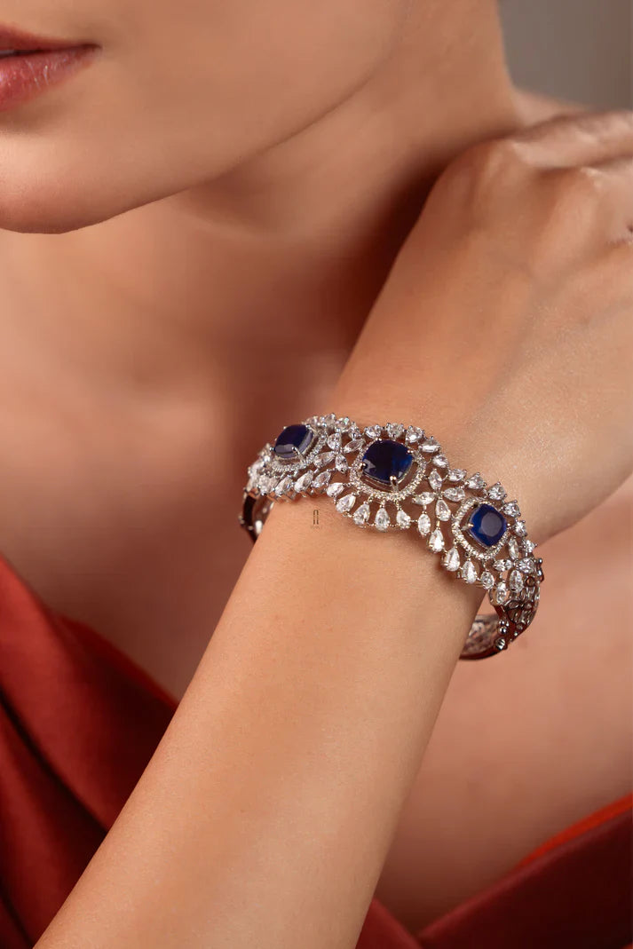 Kada & Bracelets