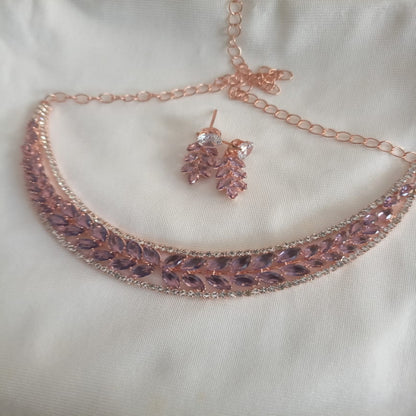 Rose Gold Diamonds Necklace