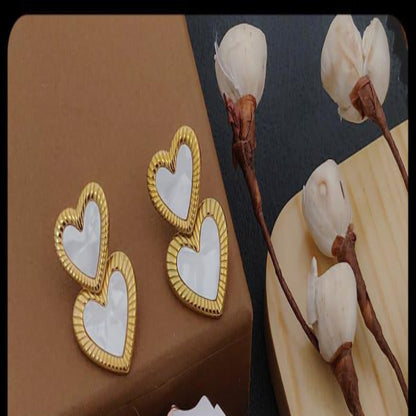 Hanging Earrings.